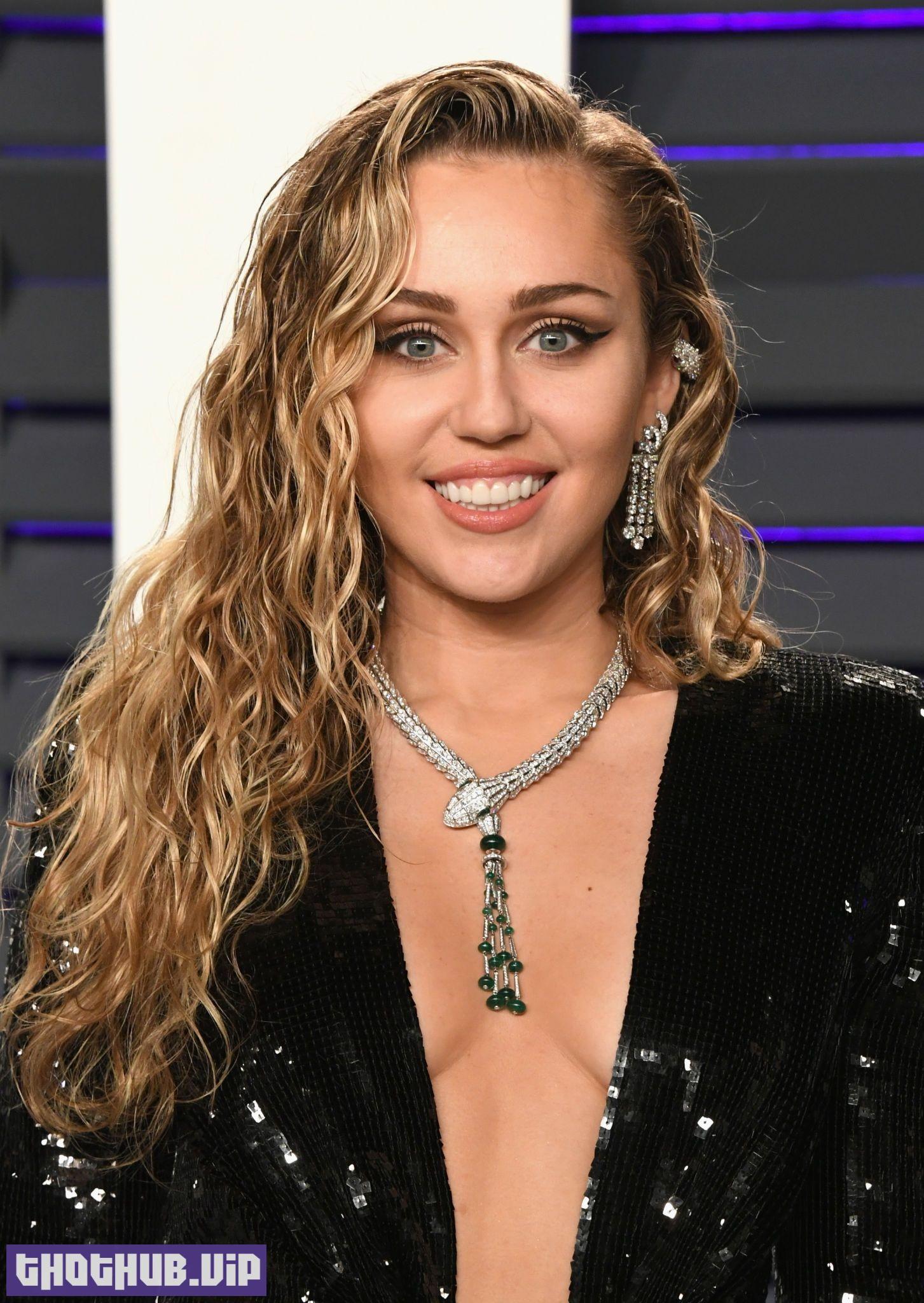 1701653852 625 Miley Cyrus TheFappening Sexy Sideboobs at Oscar Party