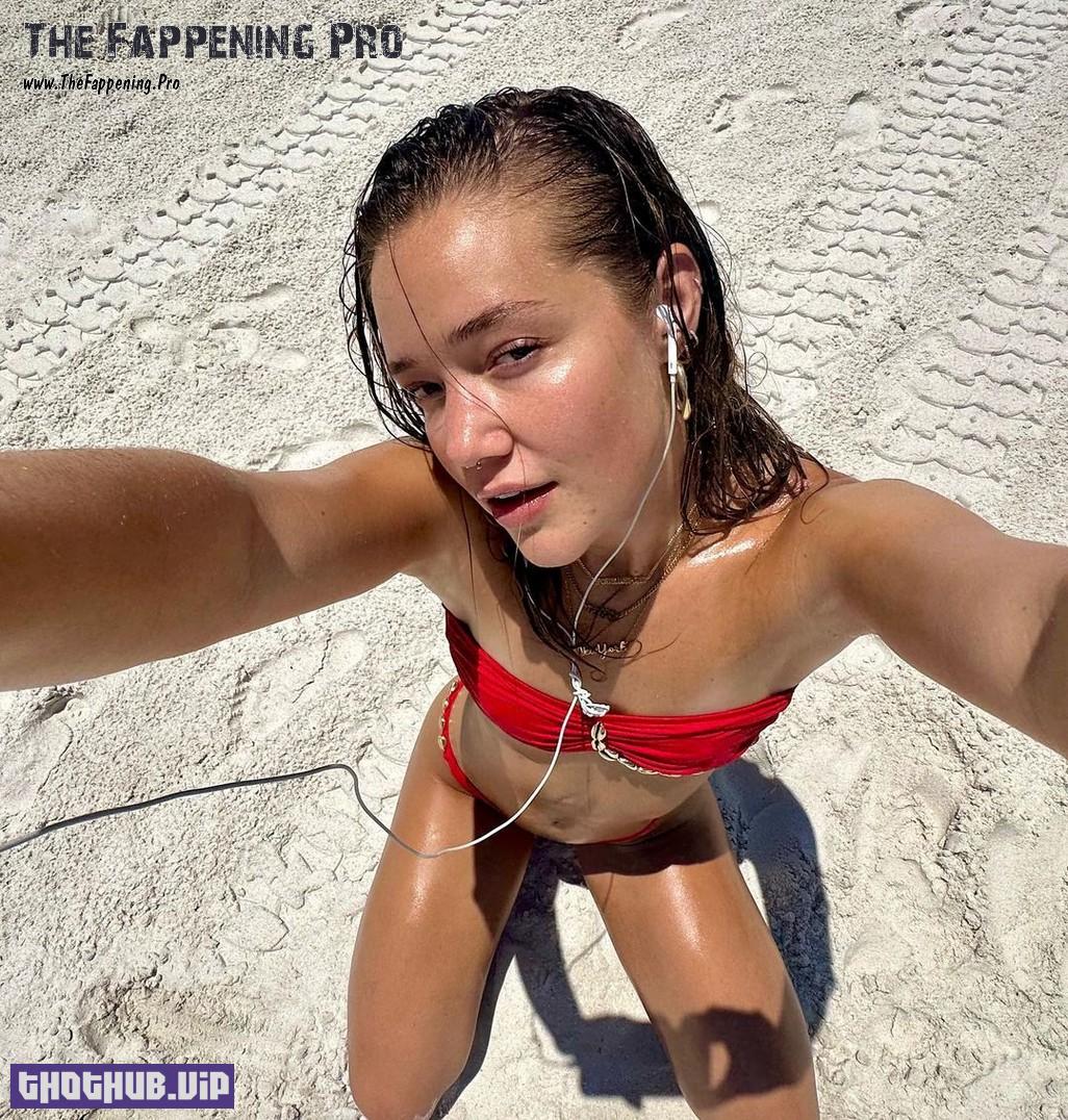 Olivia Ponton Bikini Selfie
