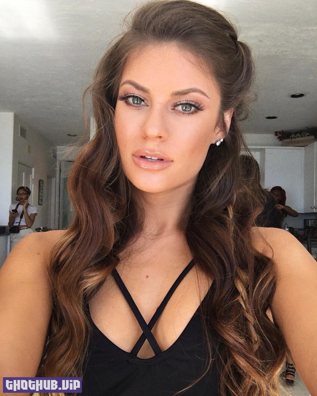 1702195694 446 Hannah Stocking TheFappening Sexy 56 Photos
