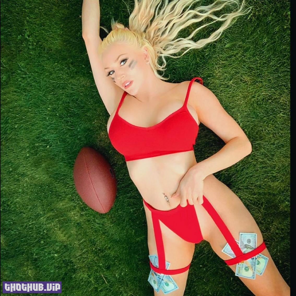 Courtney Stodden Super Bowl 2021