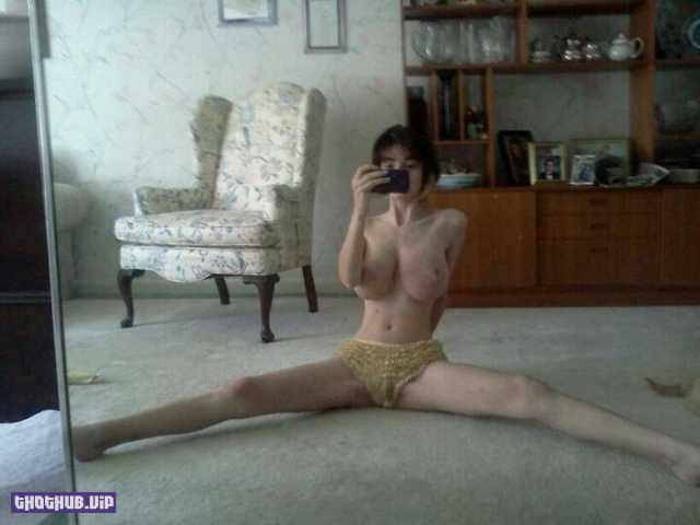 1704128812 385 Abigail Shapiro Nude Breasts 8 Photos