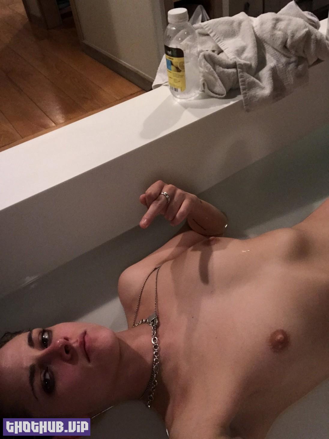 1704516917 479 Kristen Stewart Nude Leaked 44 Photos GIFs And Videos
