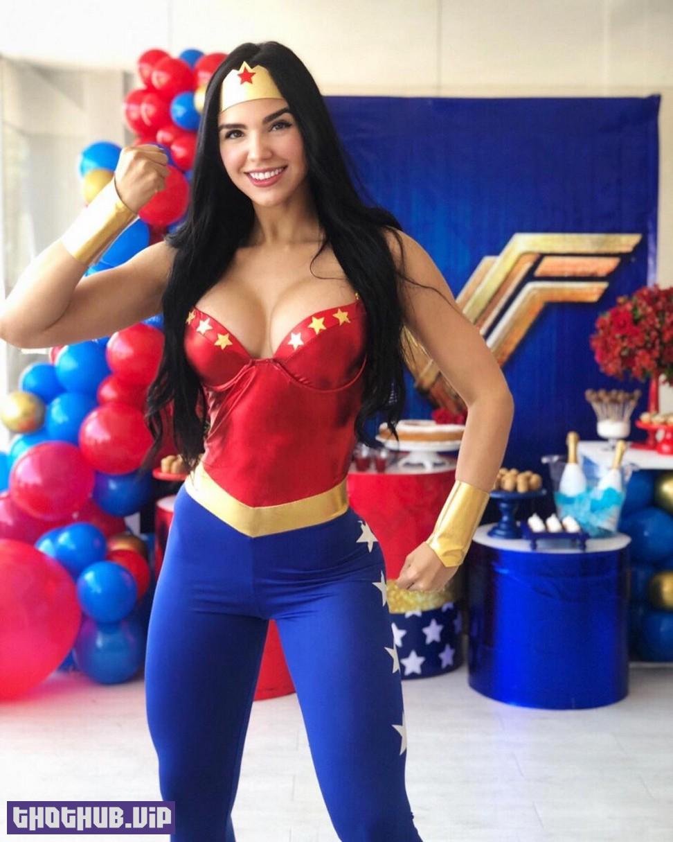 Stephany Gonzalez Wonder Woman