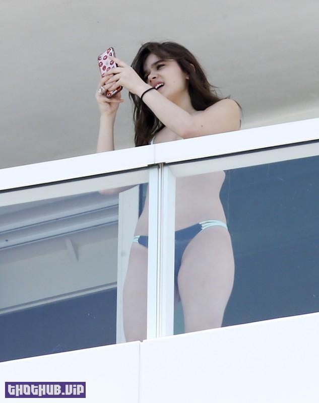 1709213208 2 Hailee Steinfeld Nude And Sexy 54 Photos