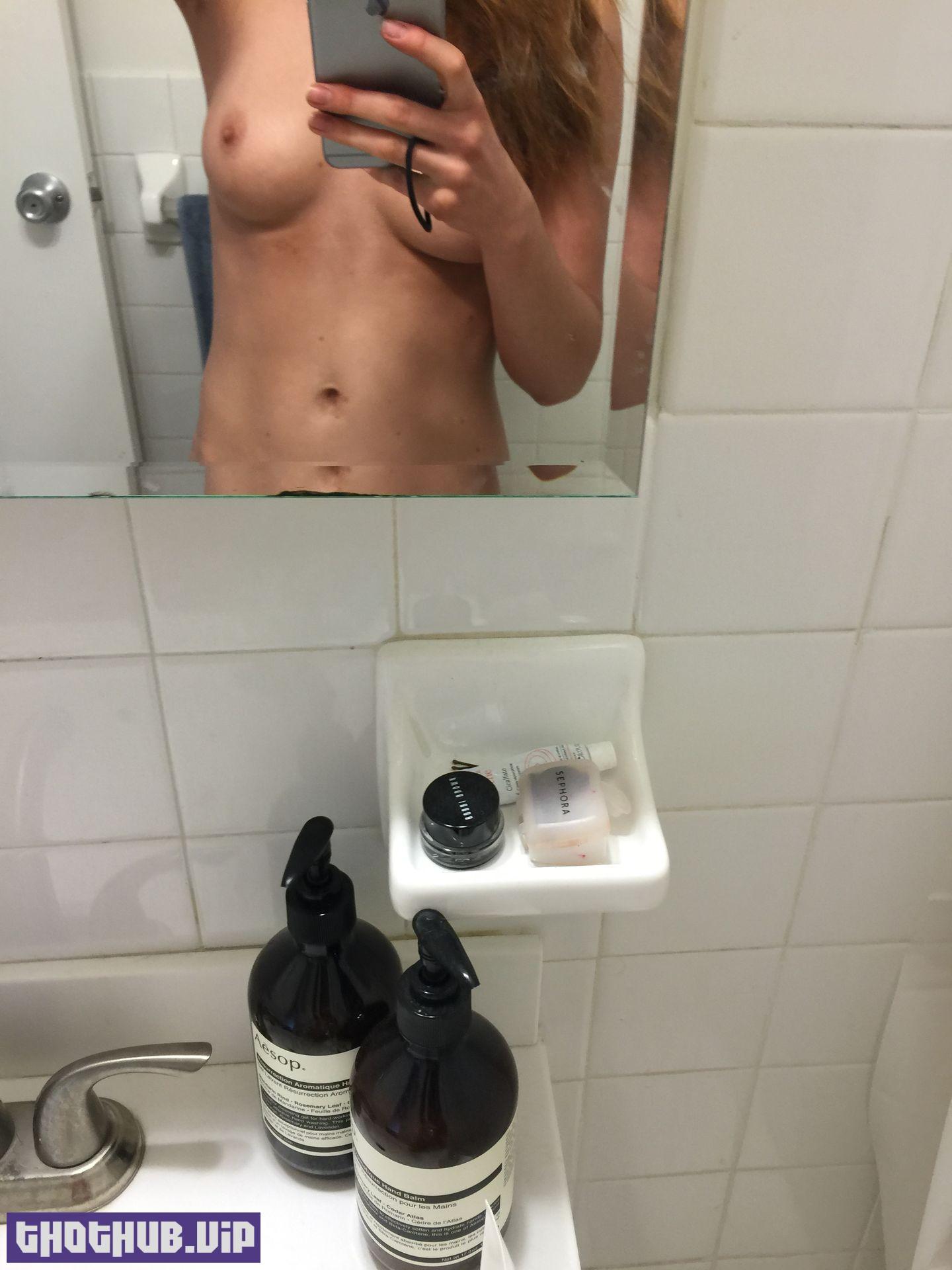 1709571834 926 Bonnie Wright Nude New Leaks 26 Photos